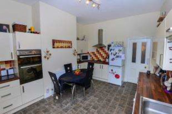 2 Bedroom Flat